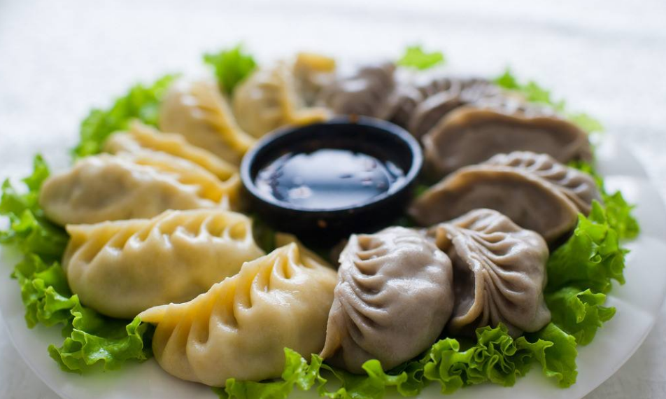 【素食菜谱】素餐厅的素食厨师推荐素食菜谱大全之素饺子做法（1）