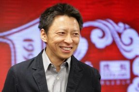 搜狐CEO张朝阳，坚持吃素，以出世态度入世！