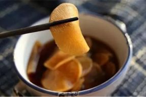 秋季萝卜赛人参，但吃法有讲究！吃萝卜不加点它，等于白吃~广州素食学校菜谱推荐
