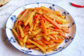 【素食菜谱推荐】酸辣土豆条