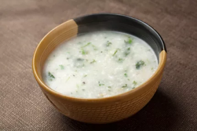 养生粥食谱：8碗药粥，利消化吸收，助春阳升发——荠菜粥