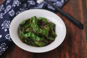 【素食养生菜谱】8款豆豉口味下饭菜—— 豆豉炒青椒
