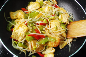 【家庭健康养生素食菜谱】  苦瓜豆腐
