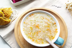【素食菜谱】蔬菜糙米粥，营养全面又健康！